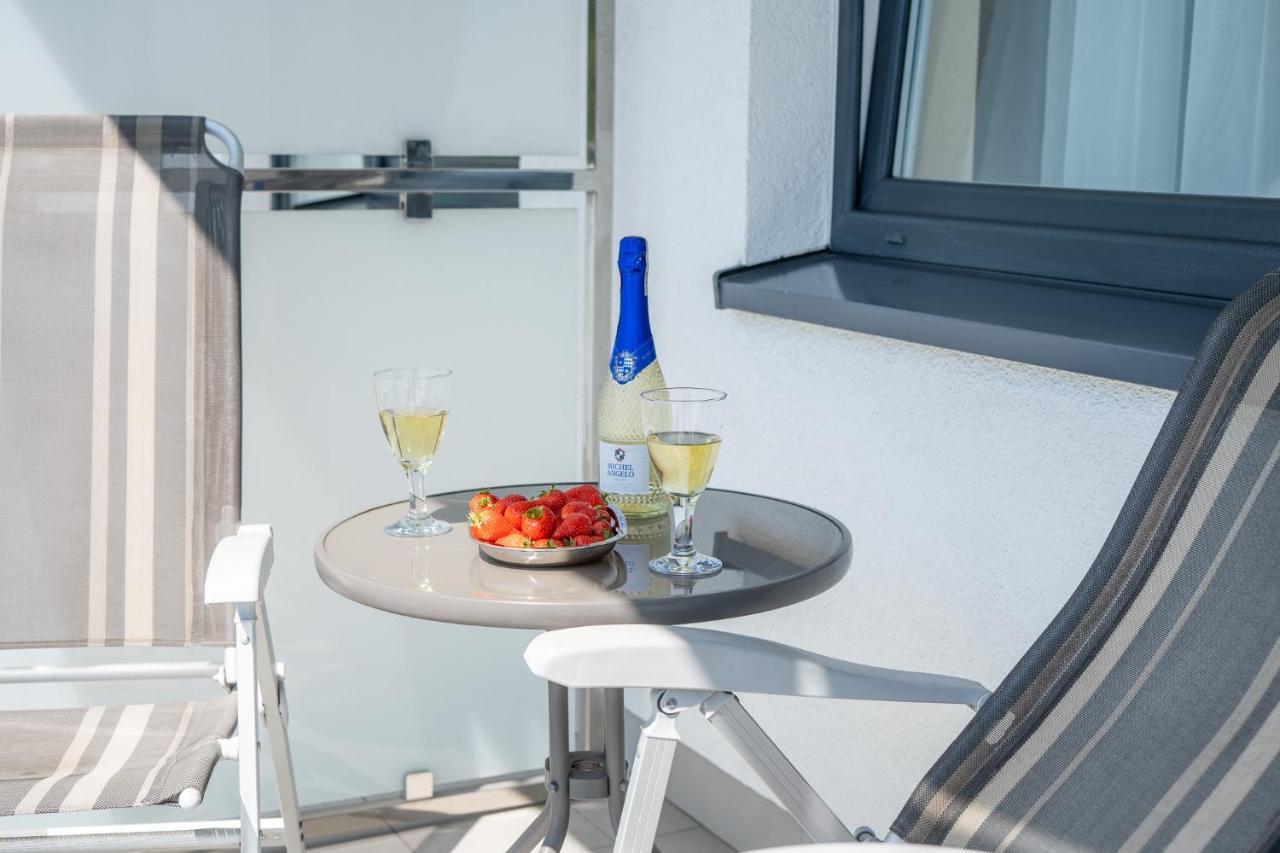 Bliżej Morza - Apartamenty Komfort z garażem Kołobrzeg Zewnętrze zdjęcie